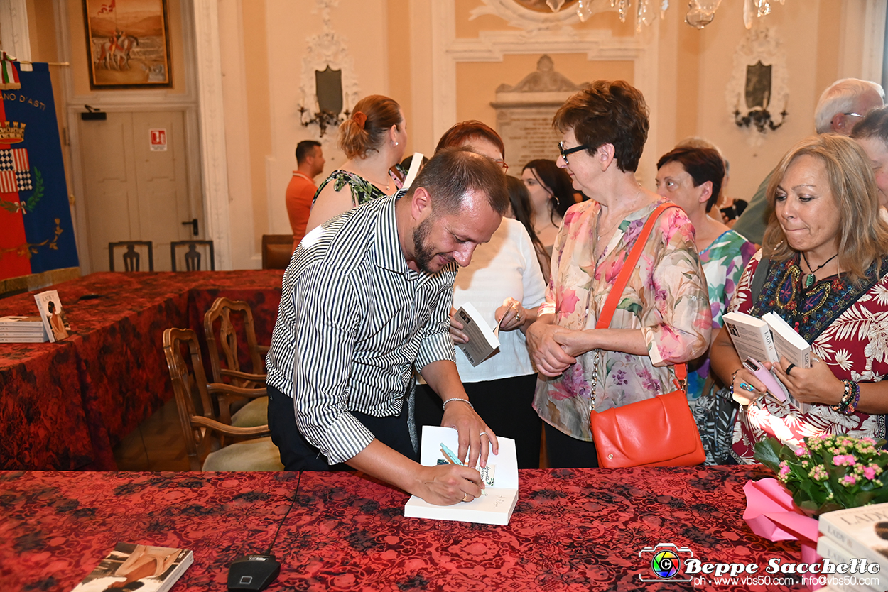 VBS_3395 - Presentazione libro 'Lady B.' di Leopoldo Aversente.jpg